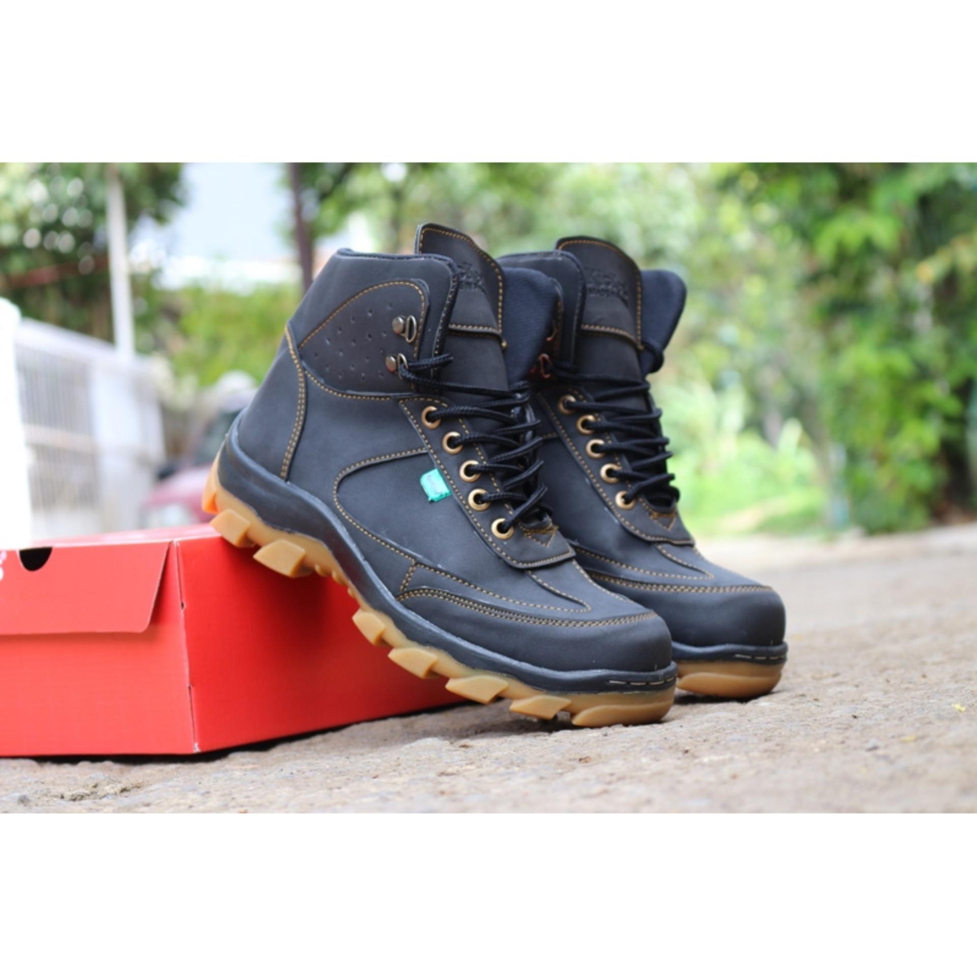 SEPATU BOOTS KICKERS SAFETY PRIA