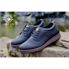 SEPATU BOOTS PRIA ORIGINAL MOOFEAT LUNAR LOW BLACK