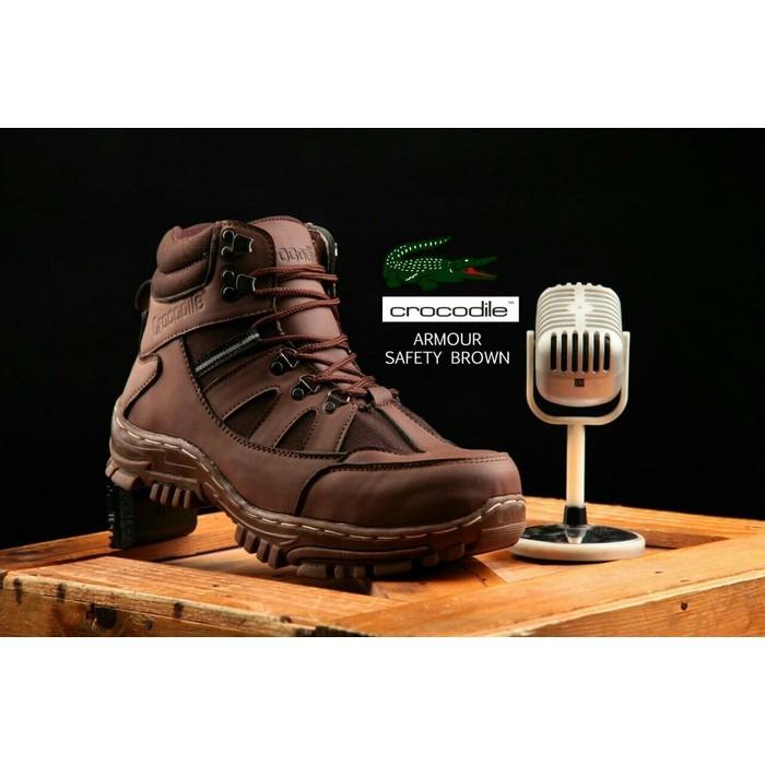 Sepatu boots safety armor pria crocodile Hiking Touring proyek kerja lapangan ujung besi kulit import murah