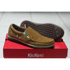 Sepatu Casual Pria Slip On Pria Kickers Mata Kulit Suede - Free Kaos Kaki