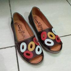 sepatu cewek kickers kulit sendal wedges slop st01