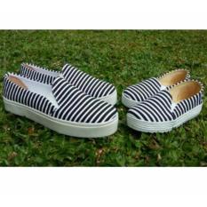 Sepatu anak dan wanita black stripe tersedia size anak sampai dewasa