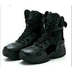 Sepatu Delta Magnum 8 Hitam