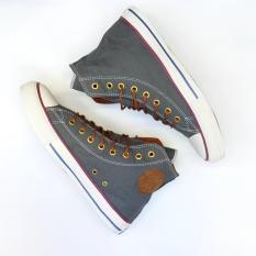 Sepatu fashion kanvas boot terbaru