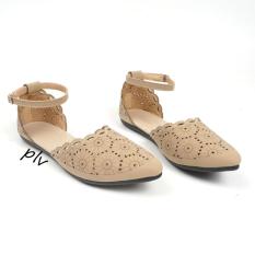 Sepatu Flat Shoes Wanita Tali PS04 - Cream
