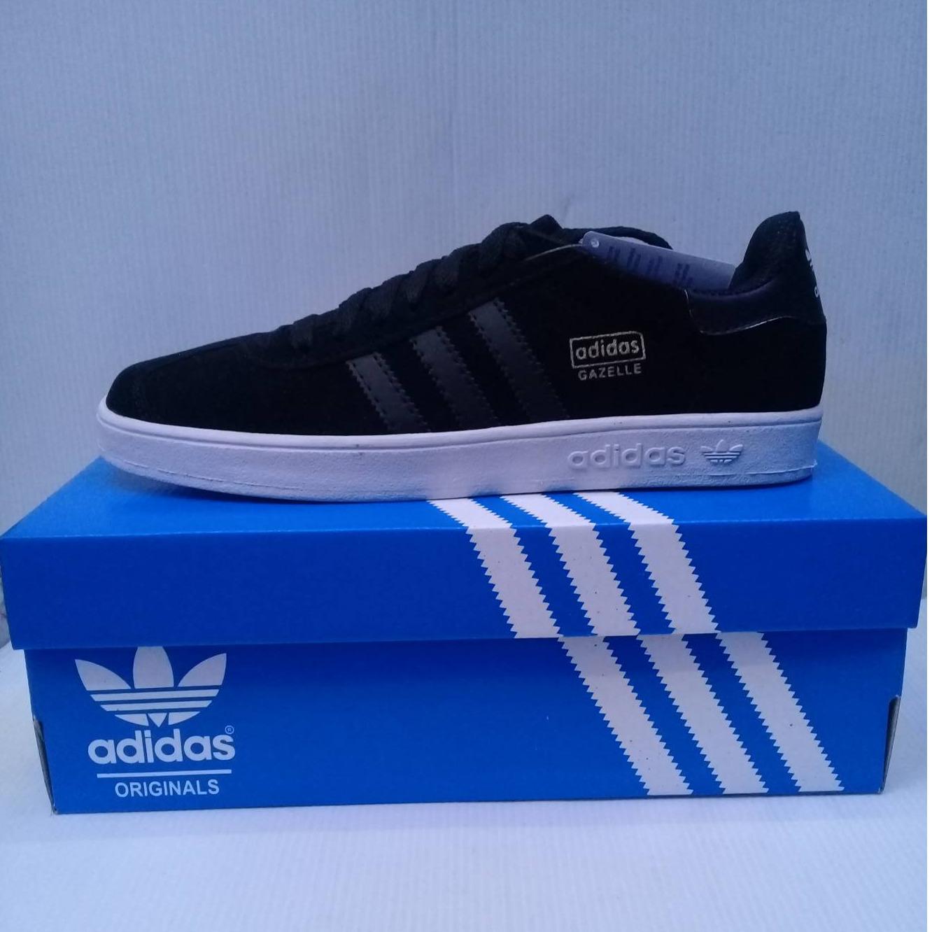 Sepatu Fashion Pria / Sepatu Kasual Pria / Sepatu Sneakers Pria