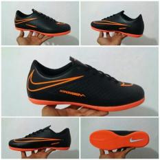 SEPATU FUTSAL HYPERVENOM hitam list orange