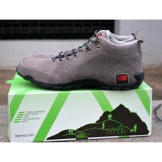 Sepatu Gunung Karrimor Casual, Sepatu Hiking Outdoor