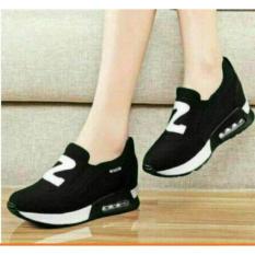 Sepatu Kets wanita Z New Hitam