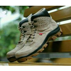 Sepatu Kickers Brembo Safety Boots Suede Leather Broken White