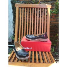Sepatu Kickers Hitam Wanita Motif Daun