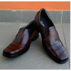 Sepatu Kickers - Sepatu Pantofel Pria 100% Kulit Asli Warna Coklat A1