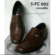 Sepatu Kulit Pria / Sepatu Kulit Crocodile Pria