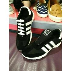 Sepatu Olah Raga Pria Adidas Sneakers Sport Jogging Sekolah - Xxnrva