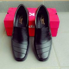sepatu pantofel formal kickers pria kulit asli garut