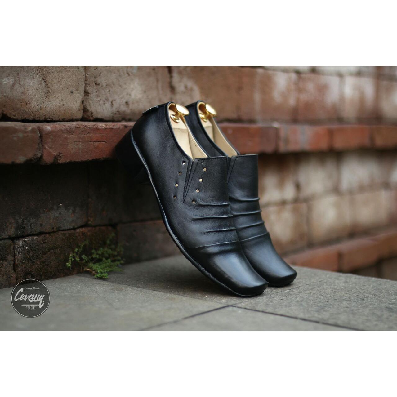 Sepatu Pantofel Pria Kerja Resmi Cevany Kulit Asli Pria Kantor Murah