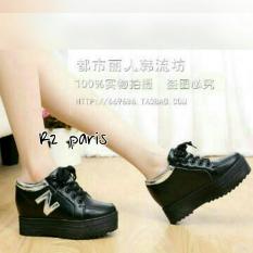 Sepatu Platform Sneakers Hak 4cm Kulit Sintetis Hitam - Nord R2