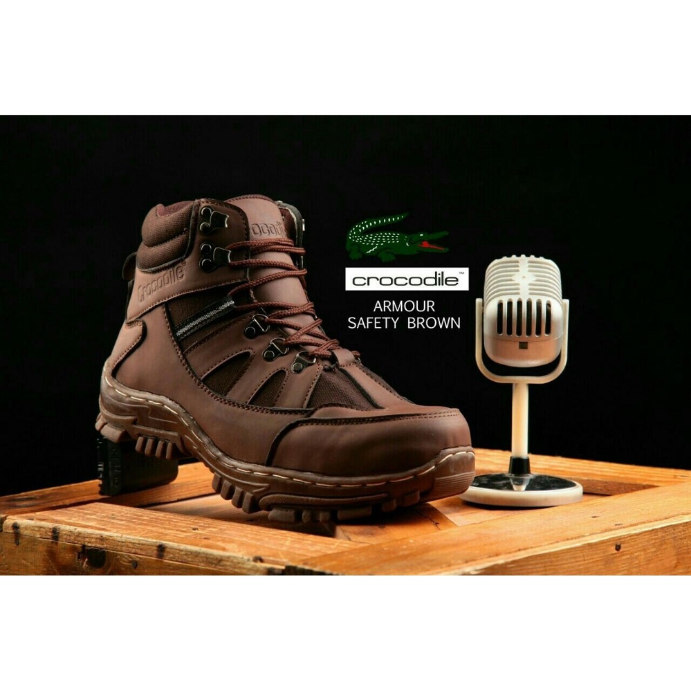 Sepatu pria Crocodile Armour safety Brown