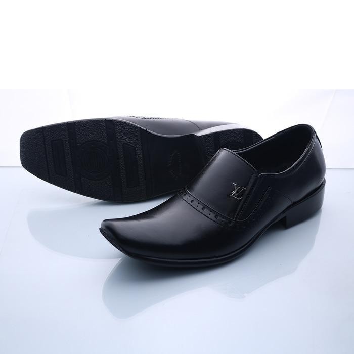Sepatu Pria Pantofel Kulit Formal LV BEST SELLER 075Ht / Sepatu Kerja Pria Pantopel Kantor Bisnis Murah / Sepau Pantofel SlipOn Pria Cowok - Kuliah 