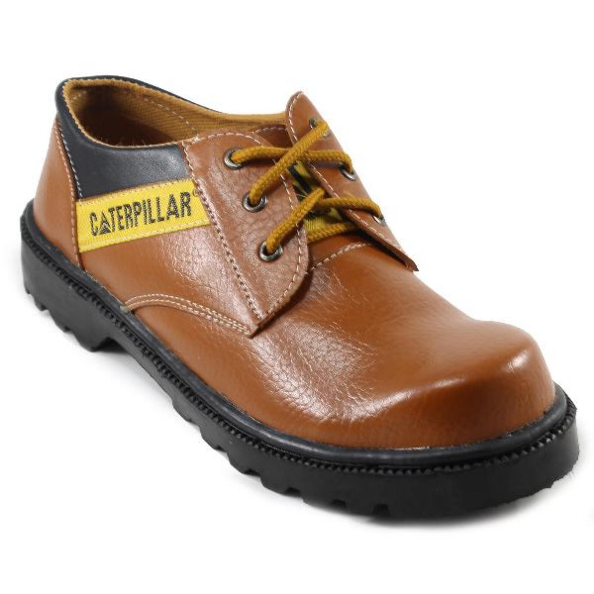 Sepatu pria safety shoes caterpillar coklat licin pendek, sepatu caterpillar, bromo caterpilar licin, sepatu gunung caterpillar safety shoes