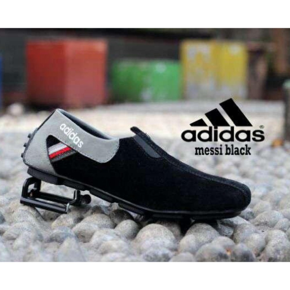 SEPATU PRIA SLIP ON/CASSUAL MESSI