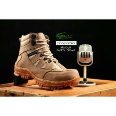 Sepatu Safety Boots Pria Crocodile hitam coklat Model Armour delta bickers hiking gunung