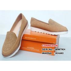 SEPATU SLIP ON CONNEXION