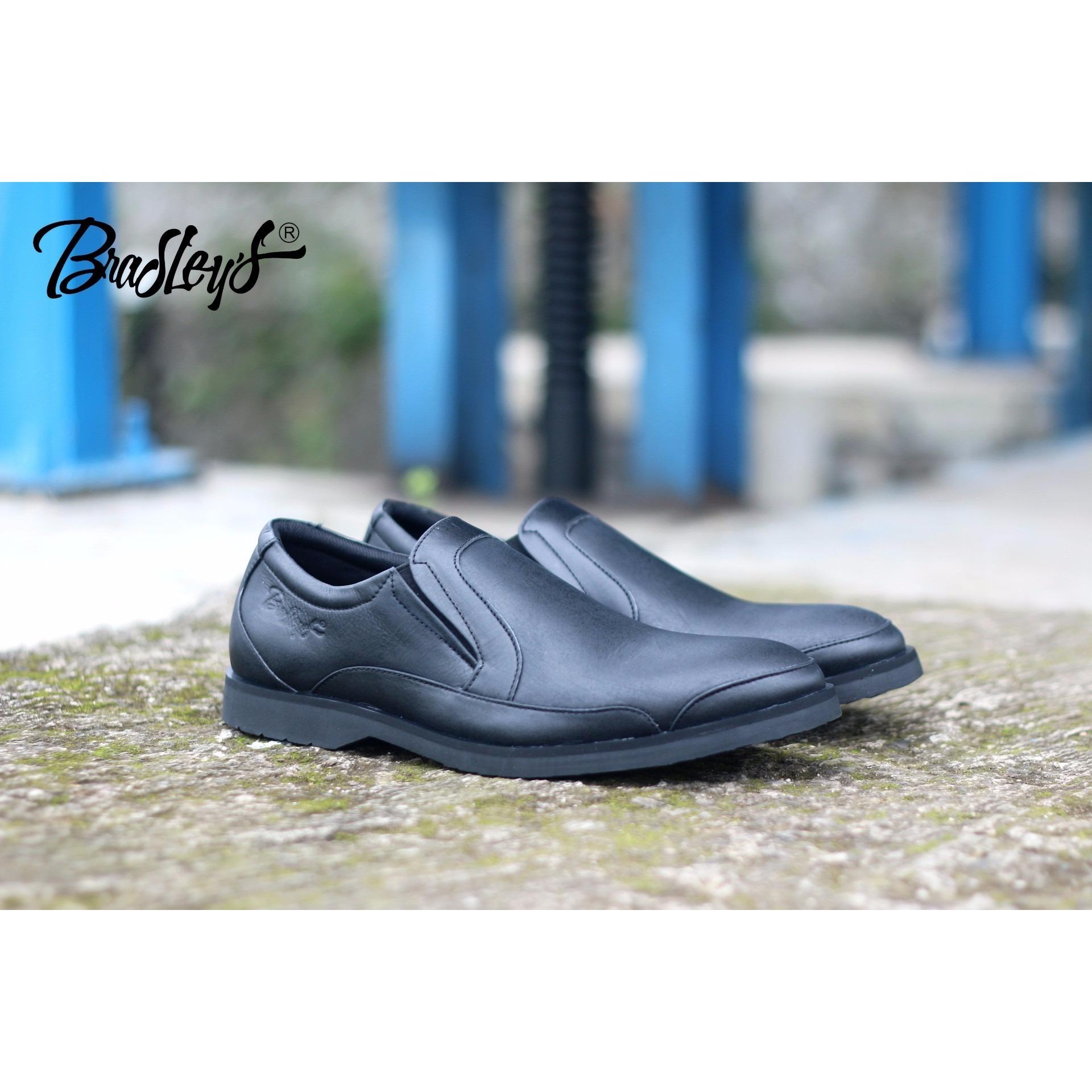 sepatu slop pria slipon casual semi formal ,sepatu santai,  sepatu bradleys original , sepatu kulit, sepatu kantor, sepatu kerja, manic