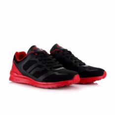 Sepatu Sneakers Piero Tracker - Hitam