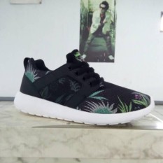 SEPATU TOMKINS COWGIRL BLACK GREEN
