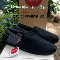 Sepatu Wakai Pria Dan Wanita Hitam Abu Sol Hitam