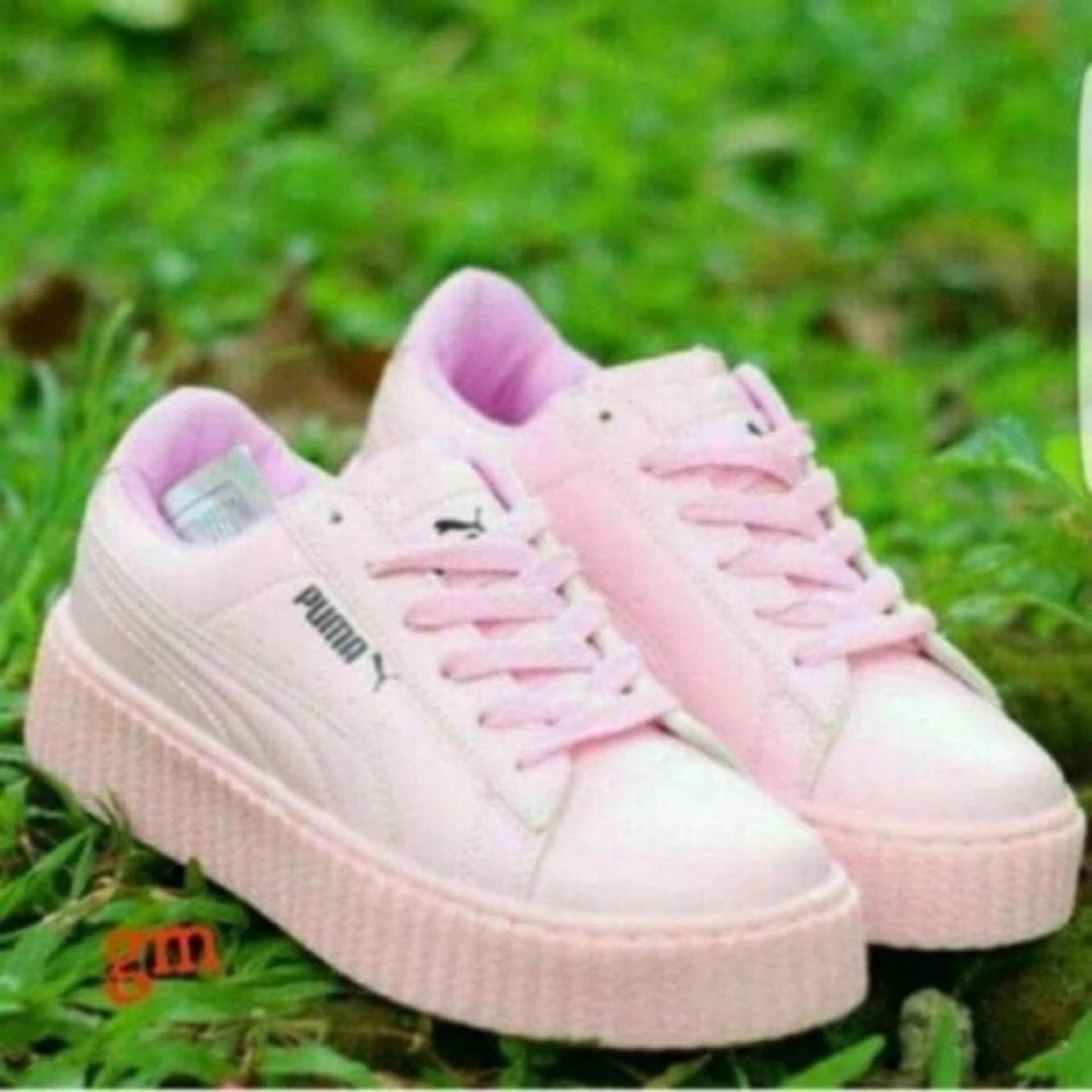 BELI Sepatu Wanita PM RIHANA POLOS / Kets Wanita / Sepatu Murah /
Sepatu Casual Merah Putih Hitam Pink