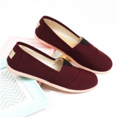 Sepatu Wanita Slip On ala Wakai Kanvas HS55 - Maroon