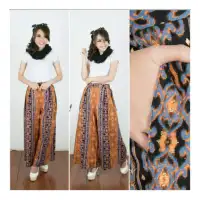 Shining Celana Kulot Rok Rani Batik Pant-Multicolor