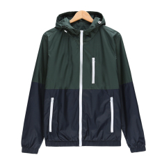 Jaket Pria Bertopi Trendi