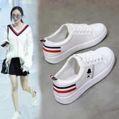 Sneaker Wanita Kets France Kumis - Putih