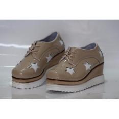SNEAKER WANITA STELLA BINTANG