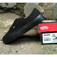 Sneakers Old Skoo.l Shoes ( BISA DI BAYAR DI TEMPAT )