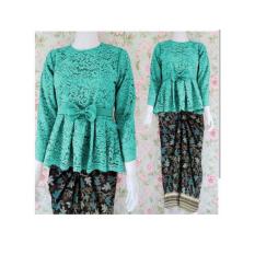 Stelan kebaya Alesha/kebaya wisuda modern/kebaya modern/kebaya batik
