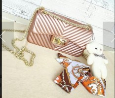 Tas Fashion Wanita JELLY MATTE CHEVRON 22cm (rose gold)