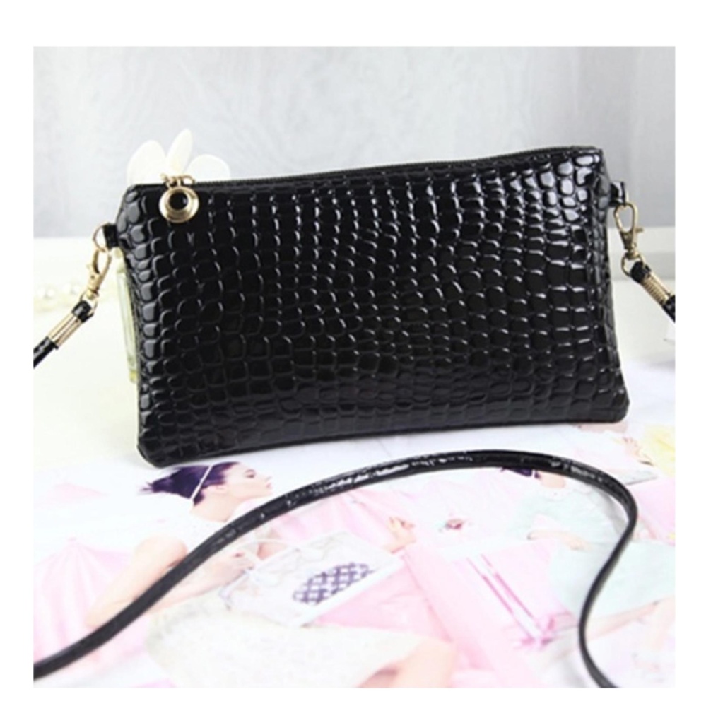 Tas Selempang Mini Sling Bag Wanita Motif Crocodile - Hitam  