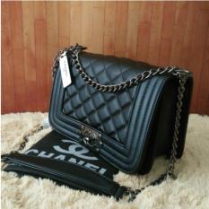 Tas Selempang Tali Rantai Wanita Branded Cnl Boy Mini Warna Hitam