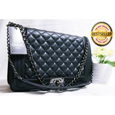 Tas Laris!!!! Tas Tali Rantai Branded!!! Tas Canel Boy Maxi Ukuran Besar 30cm - Hitam