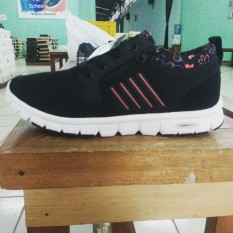 Tomkins wanita atomic blk/wht