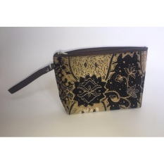 Travel Pouch / Make Up Pouch Multifungsi Batik 02