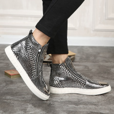 Tren Kulit Ular Resleting Ganda Sepatu Boots Pria Boots Pendek (Perak)
