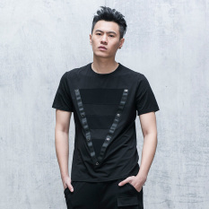 Tren Utara Laki-laki Leher Bulat Baju Kaos (Hitam)