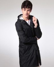 New Arrival Ultrathin Jepang Fashion Pria Jas Hujan Portable Hooded Poncho Waterproof Outdoor Travel Camping Hiking RAIN COAT-Hitam-Intl Fanyi Store