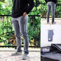 Uniqlo Slim-Fit Chino Pants Grey Stretch - B66D33