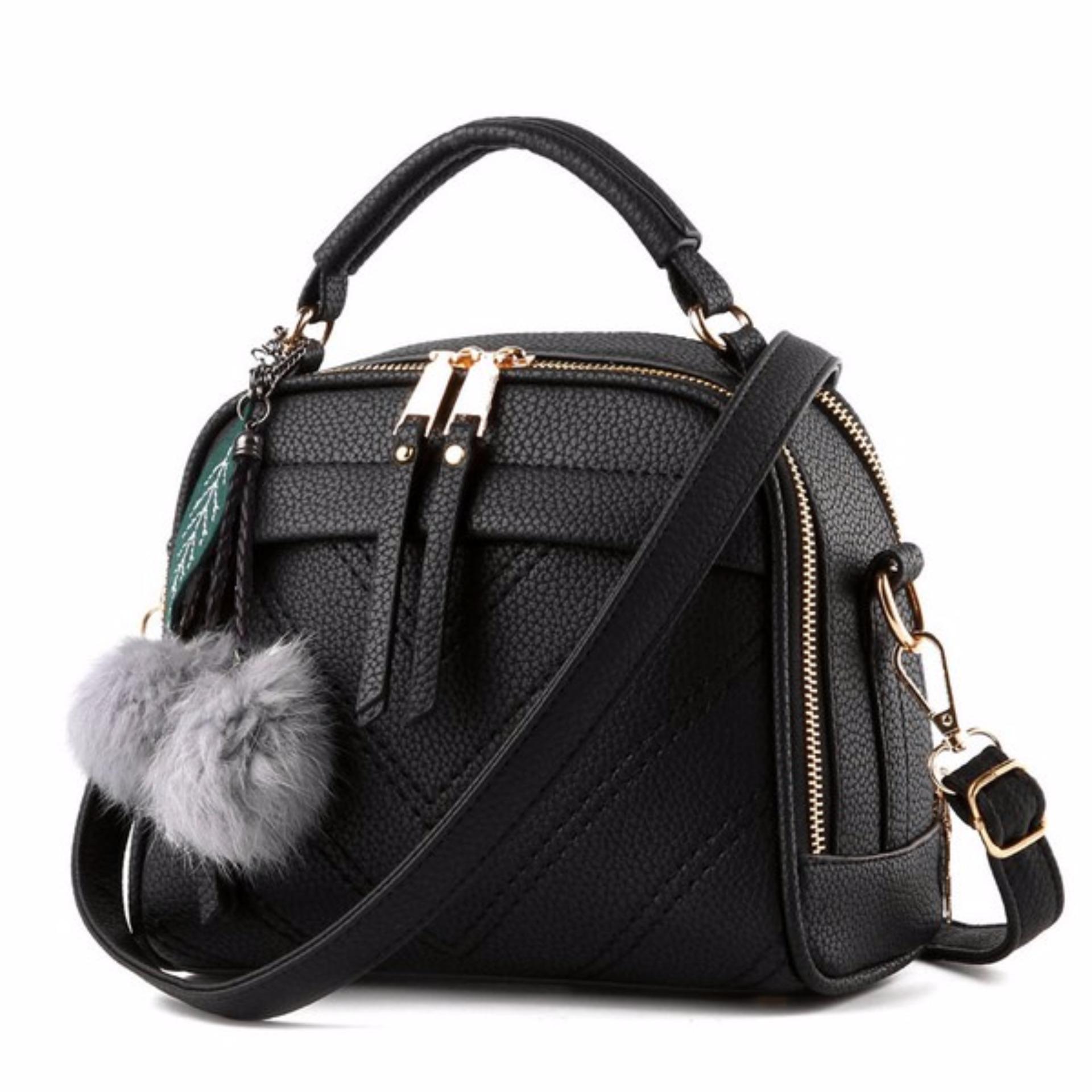 Vicria Tas Branded  Wanita With Pompom - High Quality PU Leather Korean Elegant Bag Style - Hitam